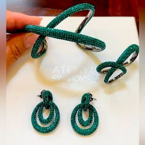 Atelier Swarovski Tigris collection set